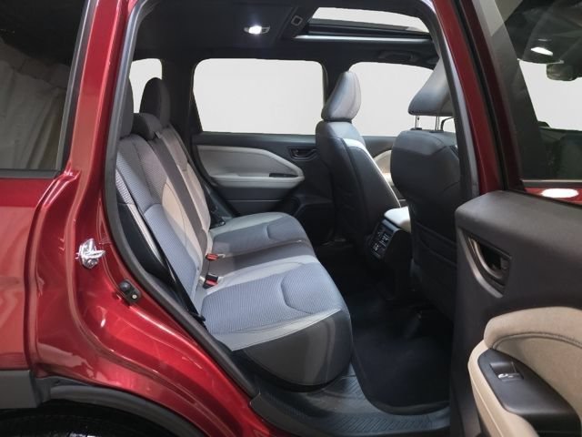 Used 2026 Subaru Forester Premium AWD/4WD image 32