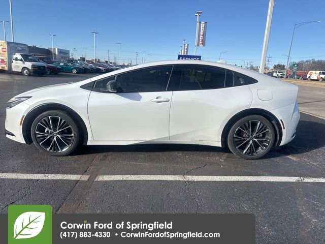 Used 2024 Toyota Prius XLE image 4