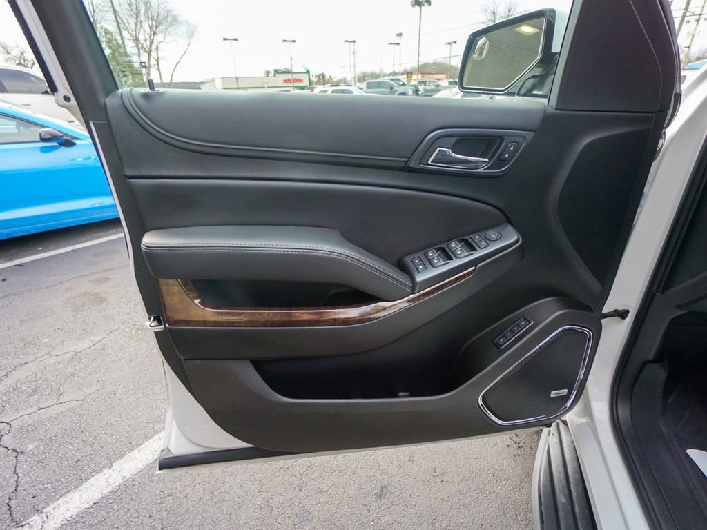Used 2019 Chevrolet Tahoe LT image 17