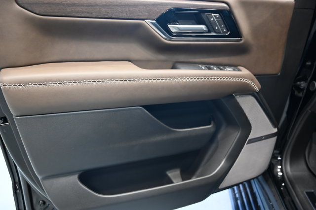 New 2026 GMC Yukon XL Denali Ultimate AWD/4WD image 34