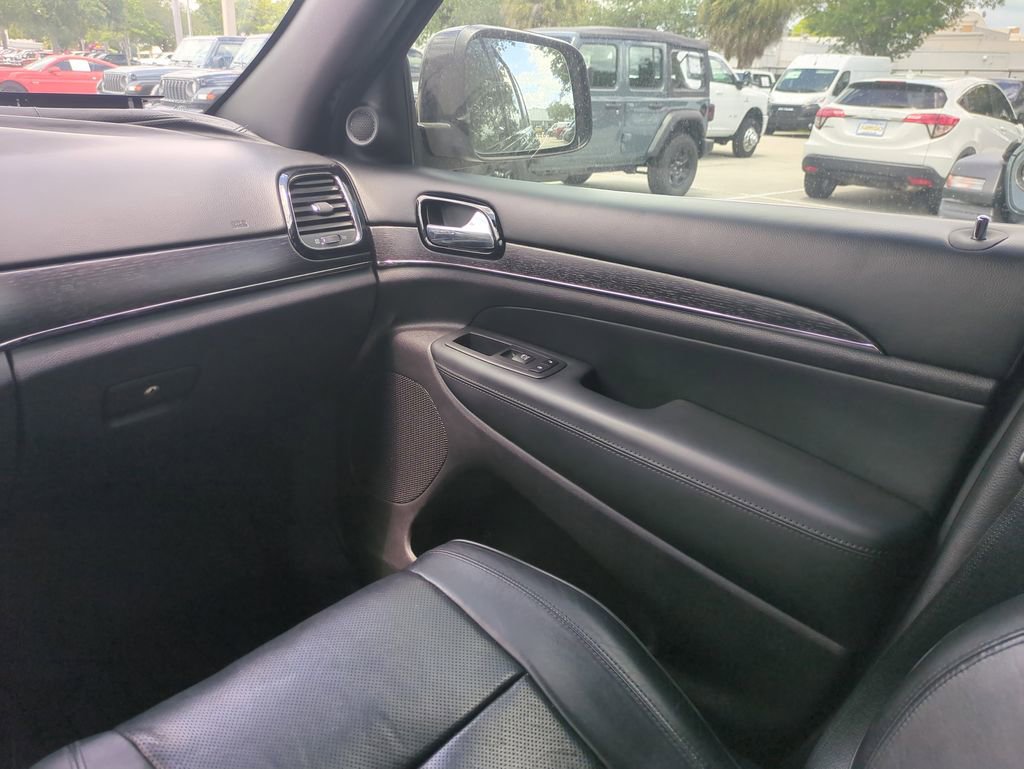 Used 2019 Jeep Grand Cherokee High Altitude AWD/4WD image 19