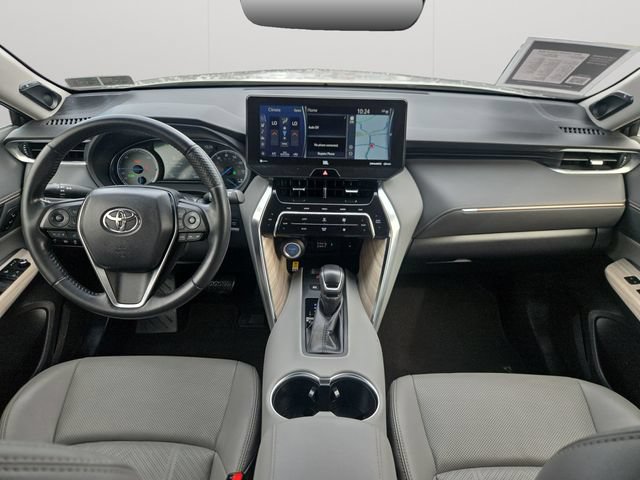 Certified 2021 Toyota Venza XLE w/ Softex Package AWD/4WD image 18