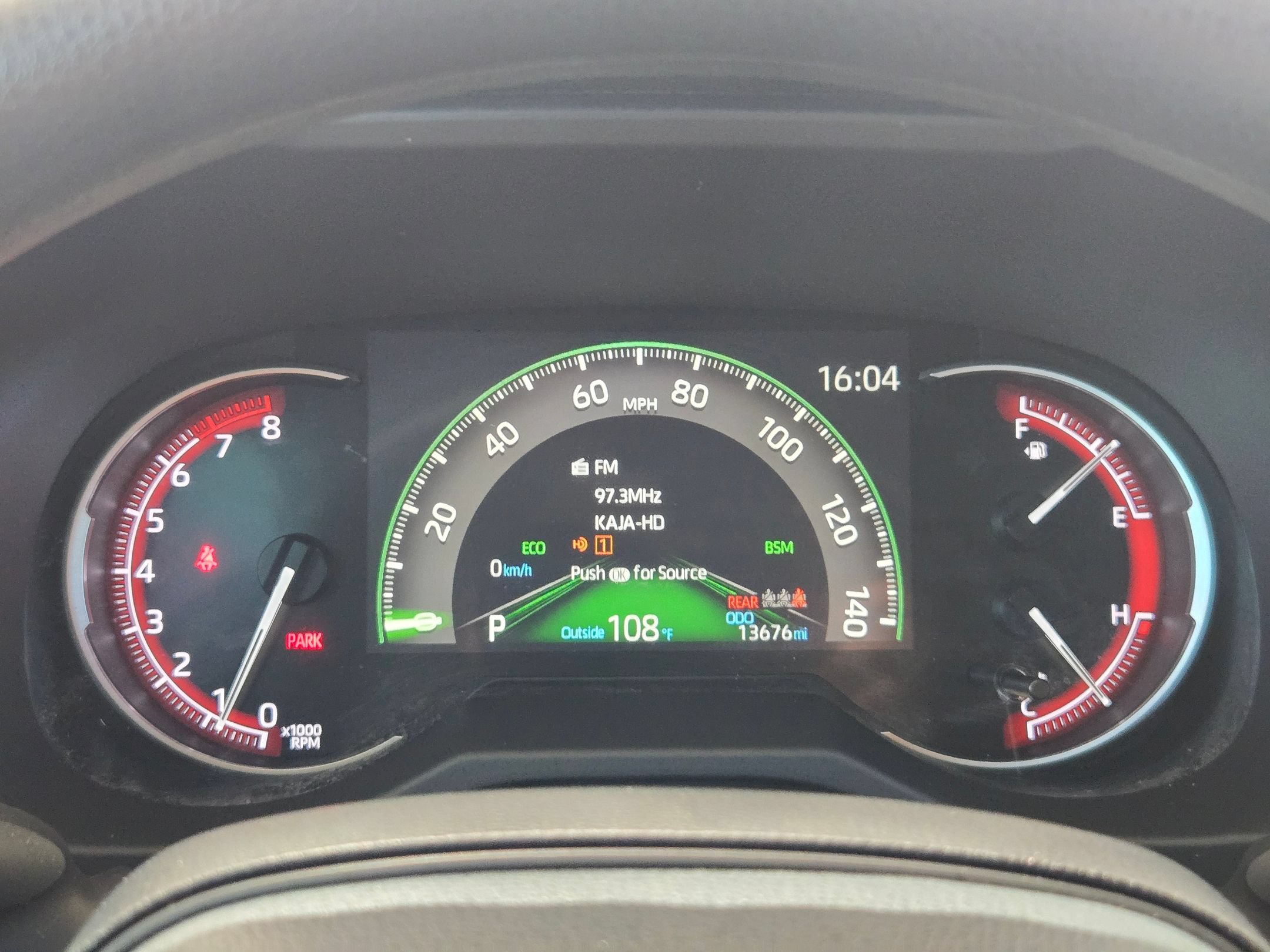 Used 2023 Toyota RAV4 XLE w/ Convenience Package FWD image 24