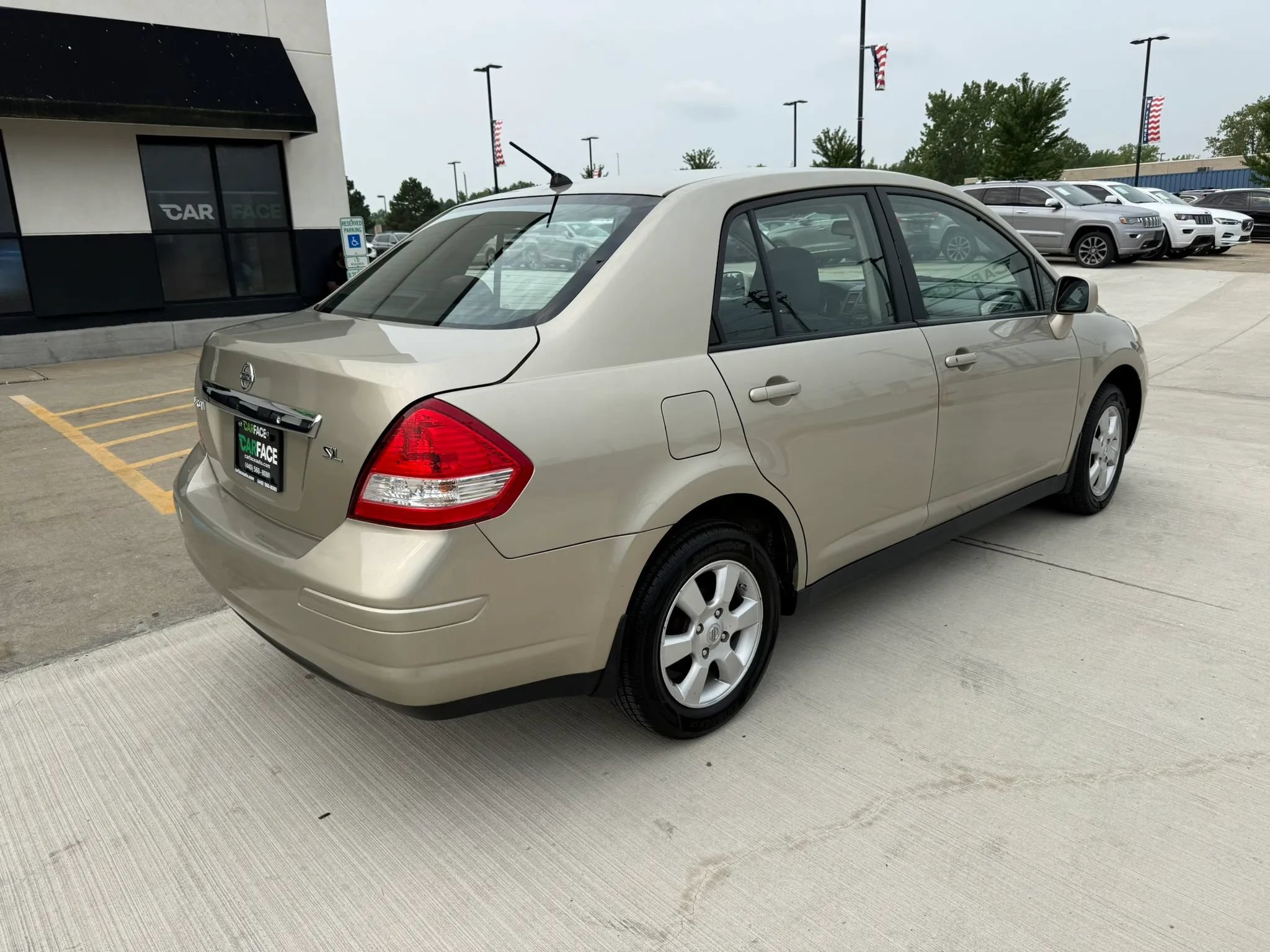 Used 2009 Nissan Versa Sedan w/ Convenience Pkg FWD image 15