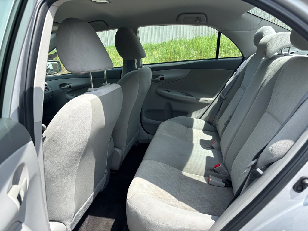 Used 2009 Toyota Corolla FWD image 10