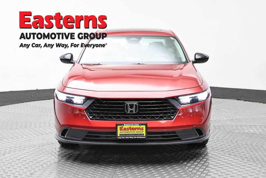 Used 2025 Honda Accord SE image 2