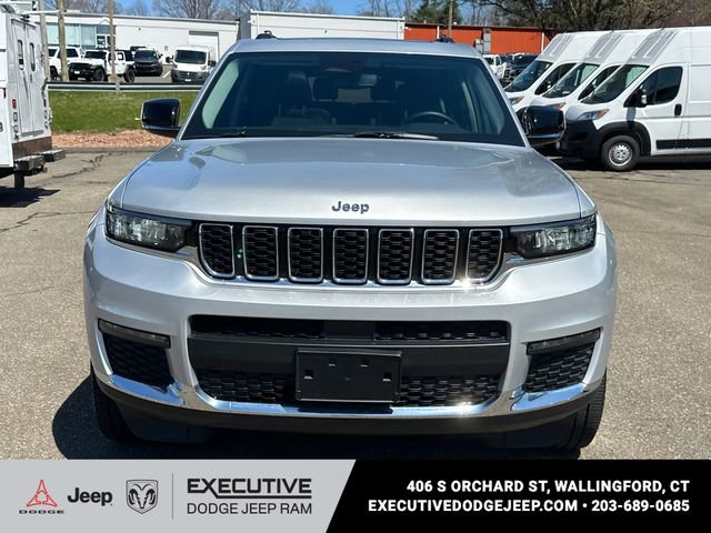 Used 2022 Jeep Grand Cherokee L Limited AWD/4WD image 6
