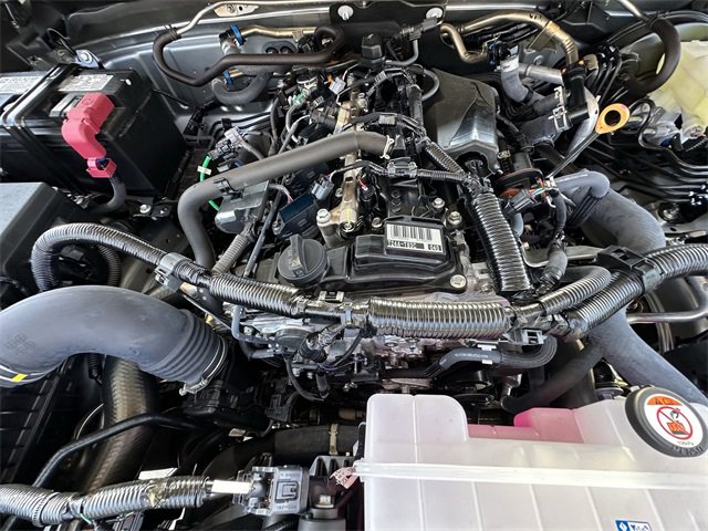Certified 2025 Toyota Tacoma SR5 image 31