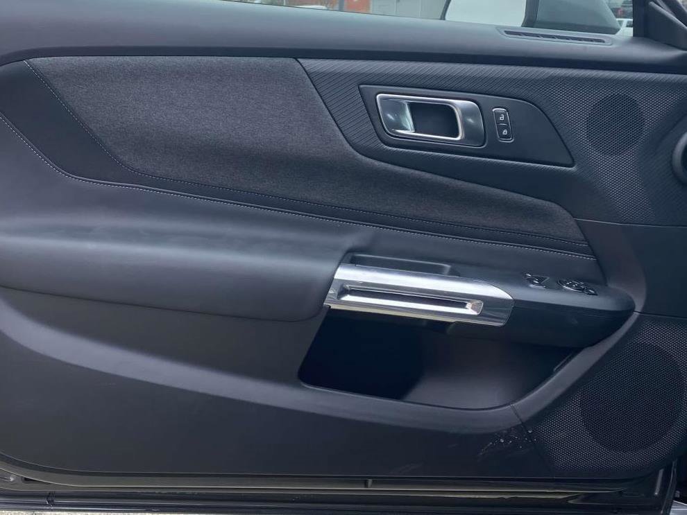 New 2025 Ford Mustang Coupe image 15