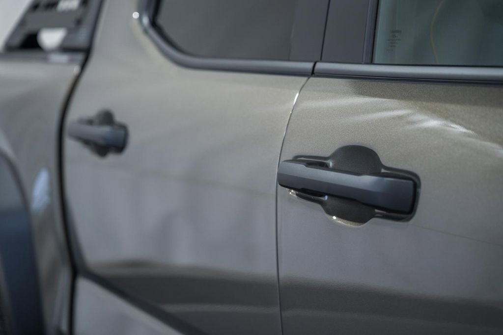New 2026 Toyota Tacoma 4x4 Double Cab Hybrid image 18