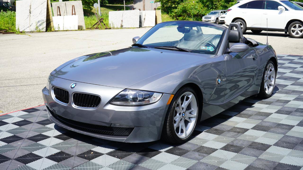 Used 2008 BMW Z4 3.0i w/ Premium Pkg RWD image 31