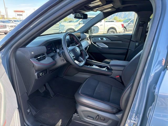 Used 2025 Ford Explorer ST AWD/4WD image 20