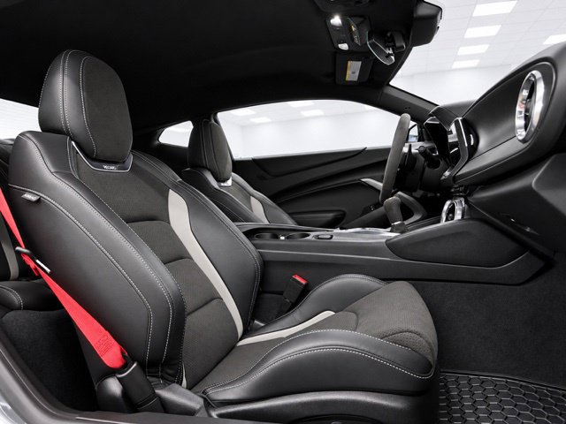 Used 2022 Chevrolet Camaro SS RWD image 22