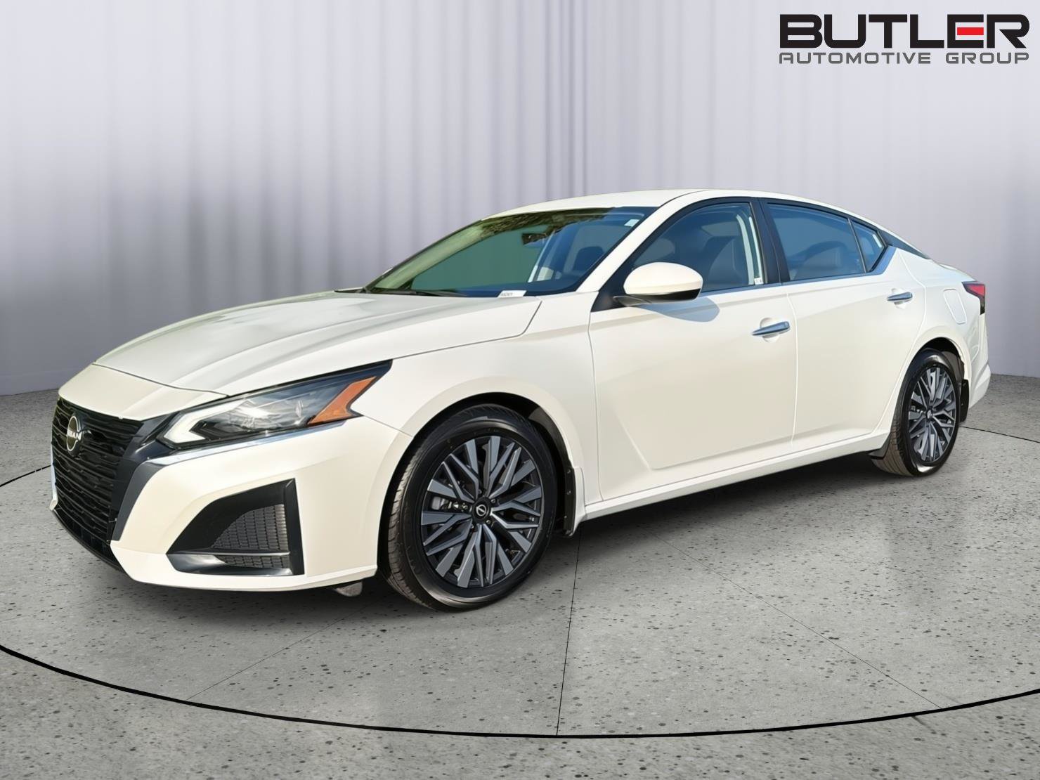 Used 2023 Nissan Altima 2.5 SV