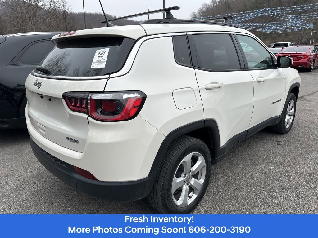 Used 2019 Jeep Compass Latitude image 4