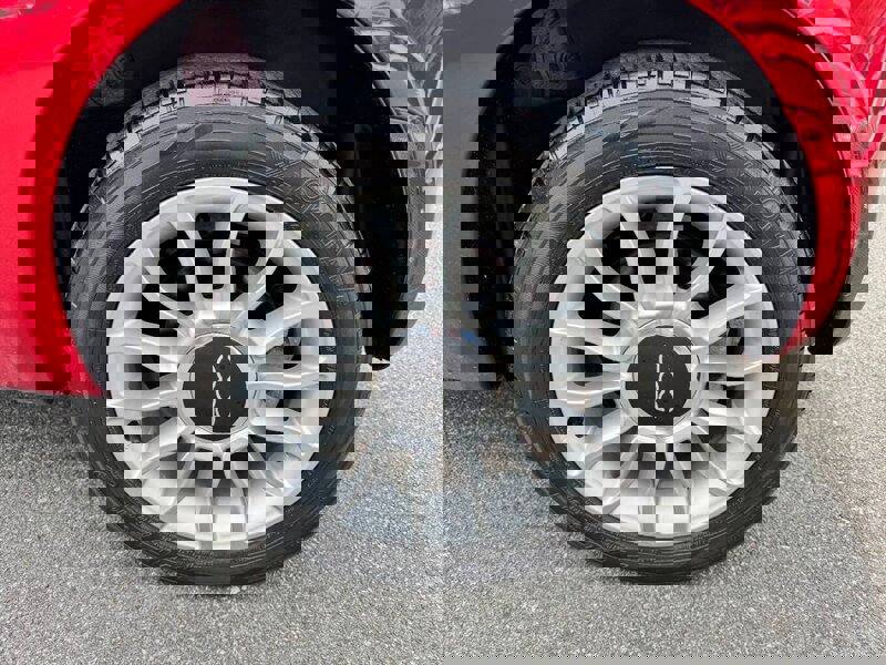 Used 2013 FIAT 500 Lounge image 11