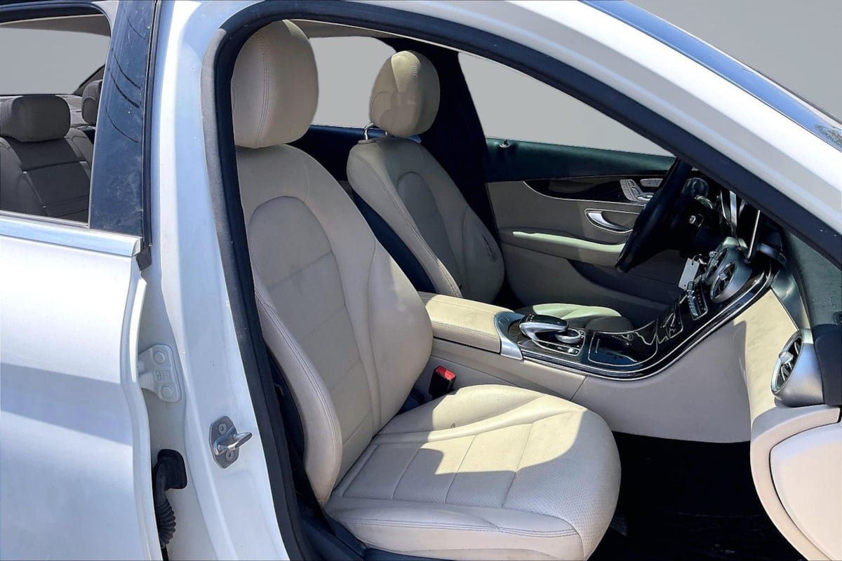 Used 2017 Mercedes-Benz C 300 Sedan image 7