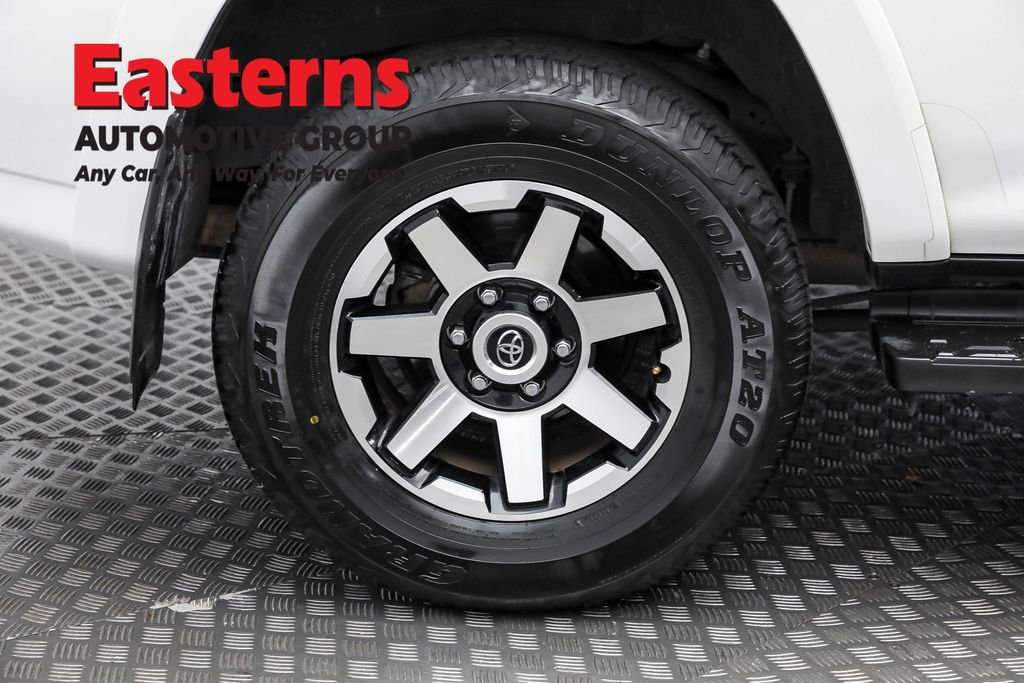 Used 2024 Toyota 4Runner TRD Off-Road image 29