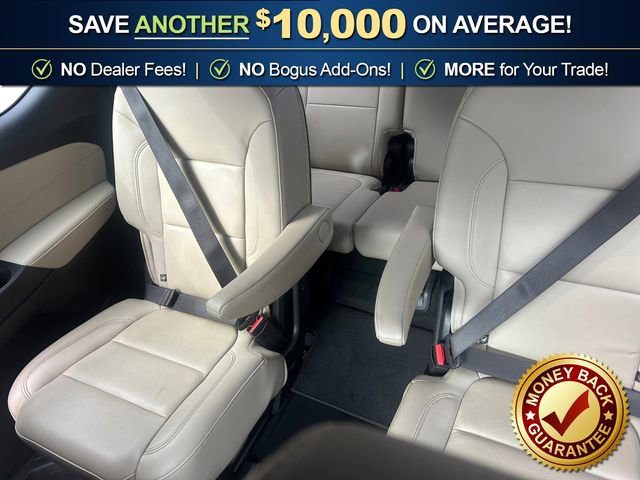 Used 2023 Chevrolet Traverse LT image 21