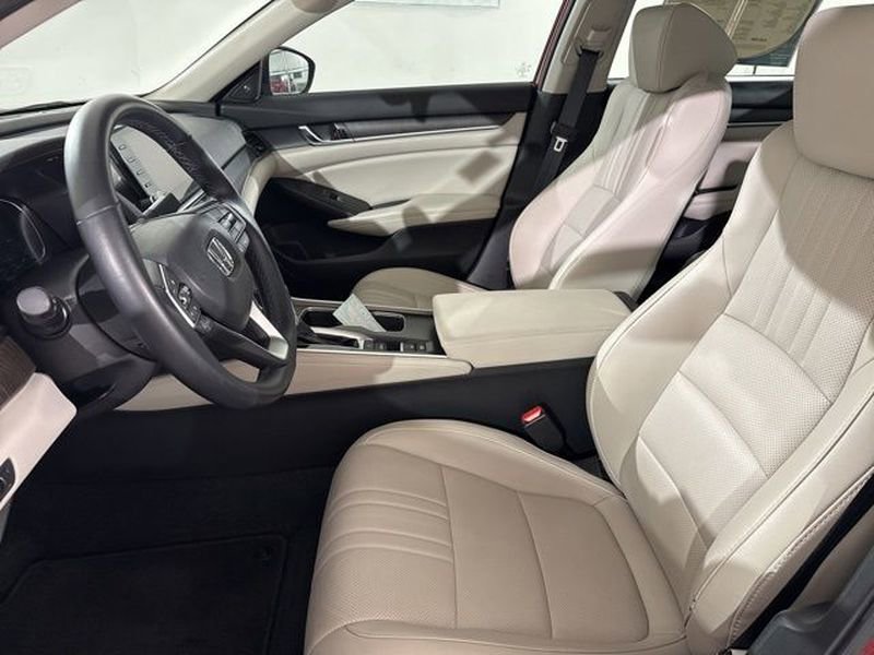 Used 2021 Honda Accord EX-L image 18