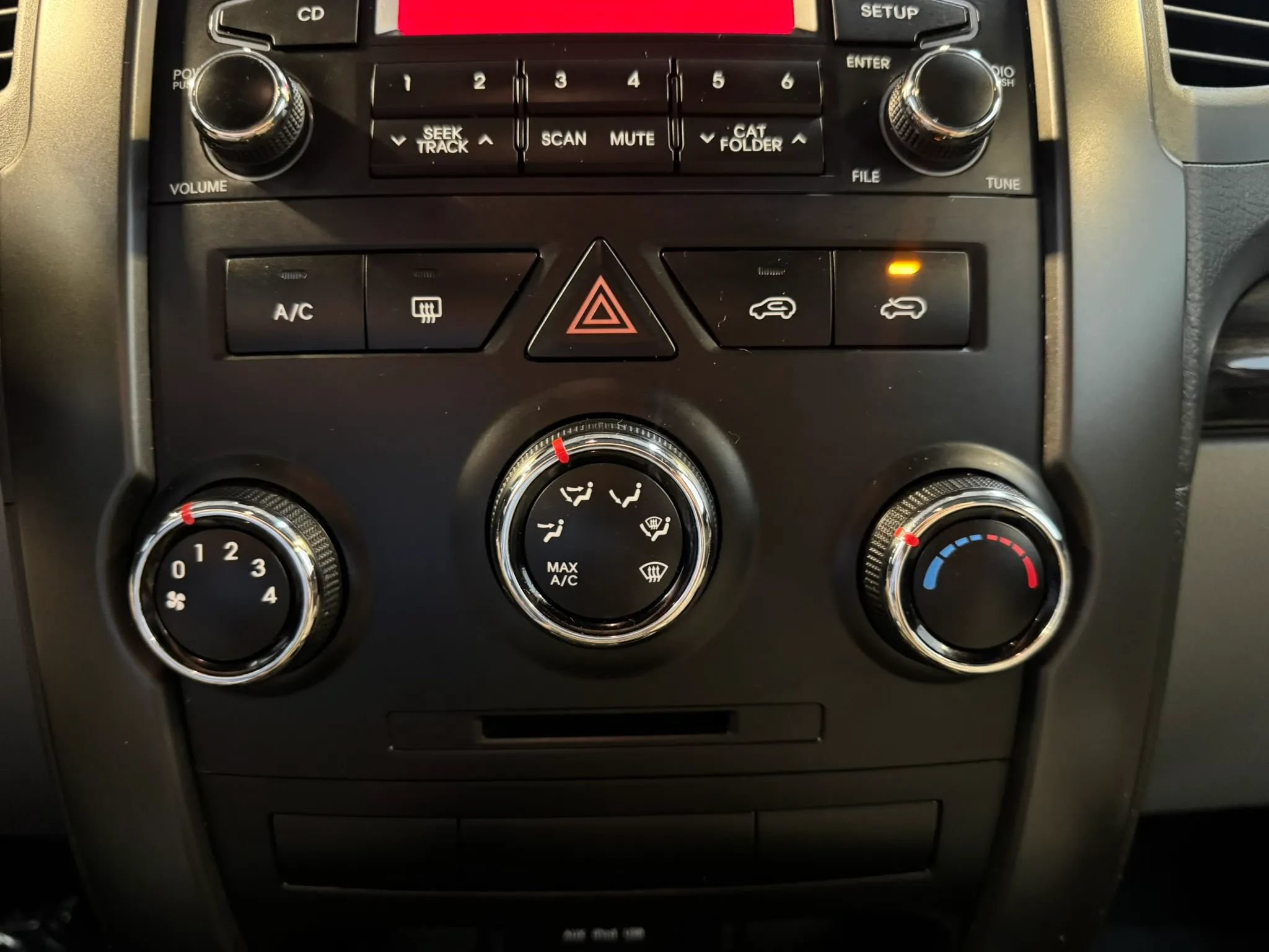 Used 2011 Kia Sorento 2WD image 16