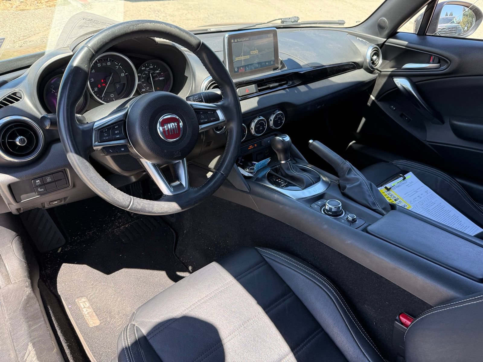 Used 2018 FIAT 124 Spider Lusso w/ Convenience Group RWD image 12