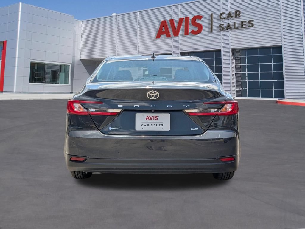 Used 2025 Toyota Camry LE FWD image 5