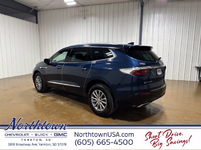 Used 2023 Buick Enclave Premium AWD/4WD image 3