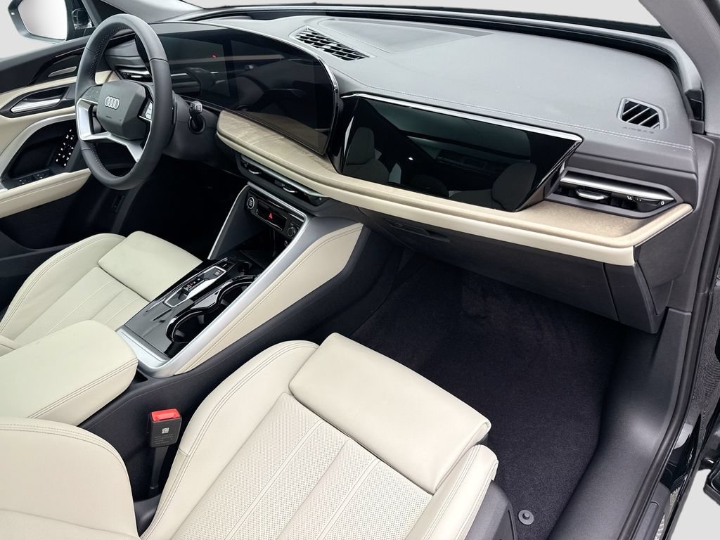 Used 2025 Audi Q5 Premium Plus AWD/4WD image 17