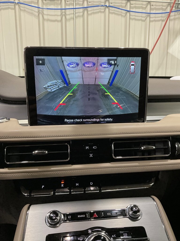 Used 2023 Lincoln Aviator 2WD w/ Premium Package image 20