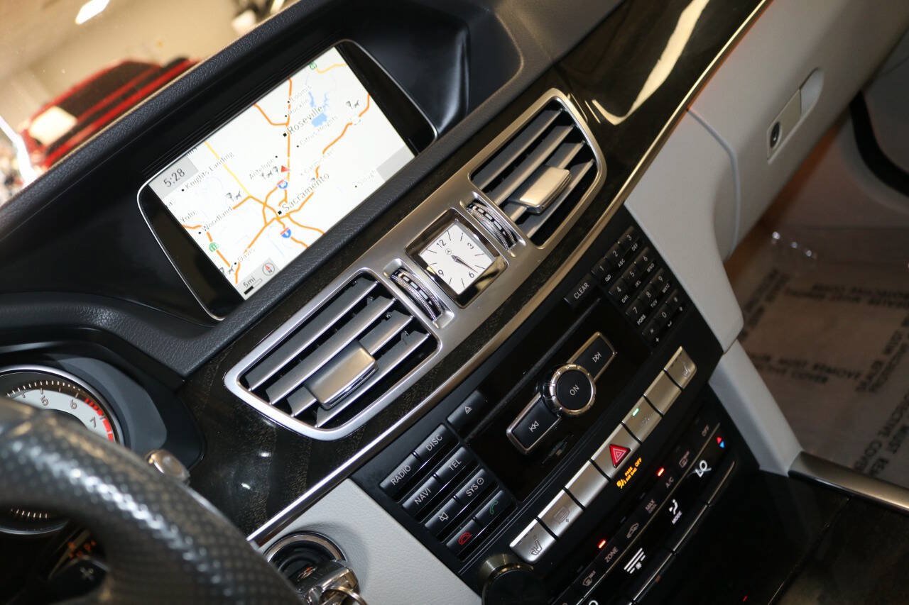 Used 2015 Mercedes-Benz E 350 Sedan image 33