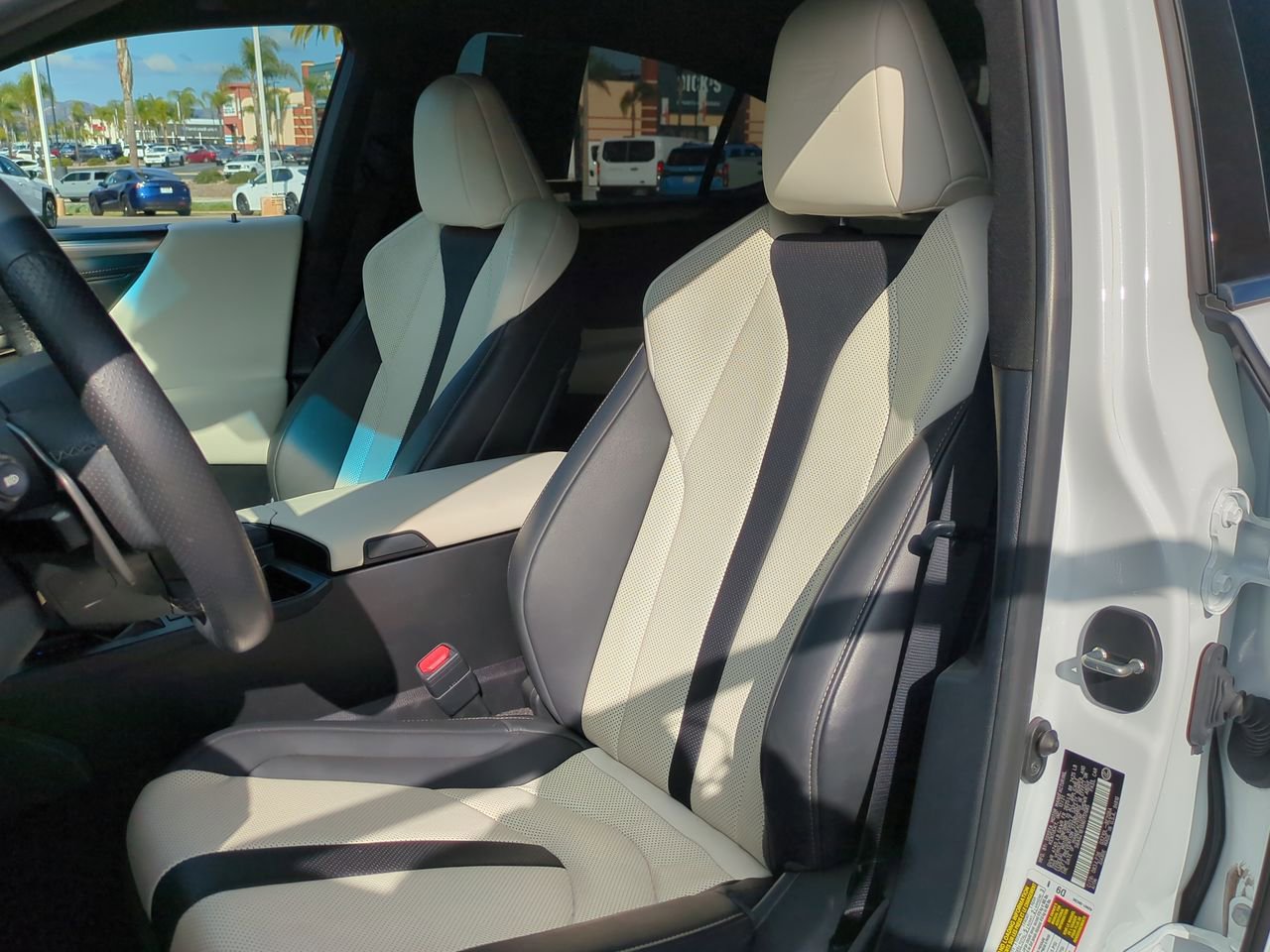 Used 2022 Lexus ES 350 F Sport image 11