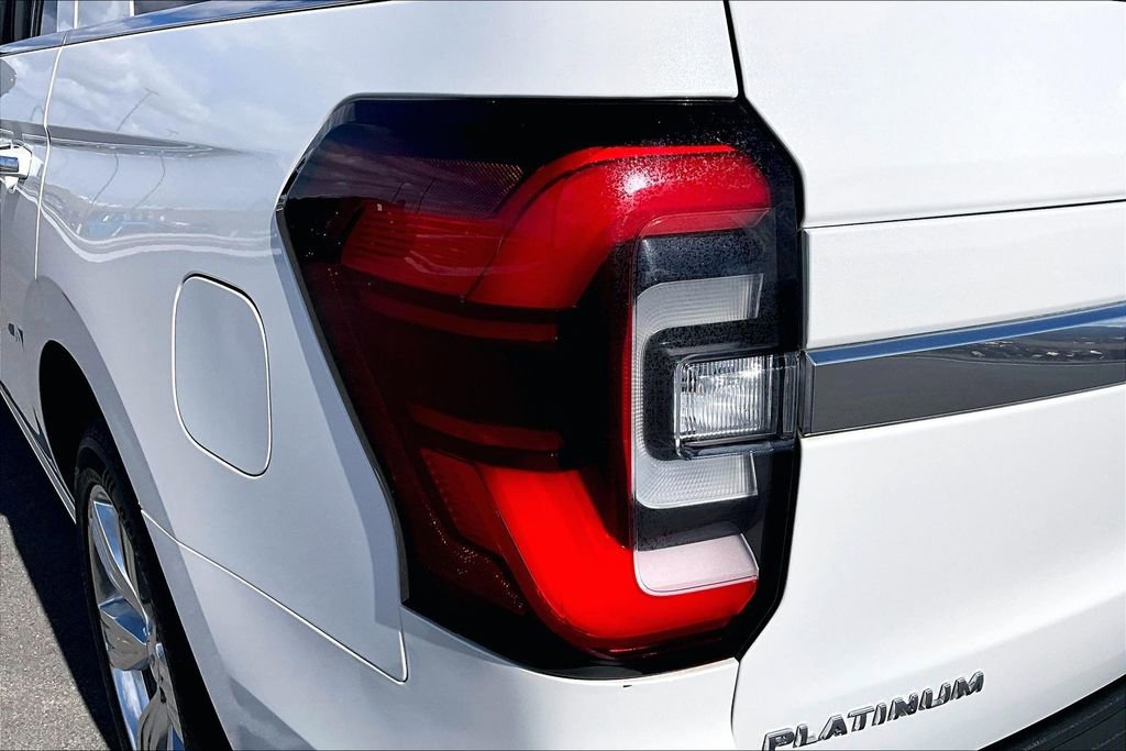 Used 2022 Ford Expedition Platinum image 31