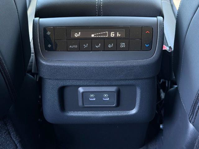 New 2026 Nissan Pathfinder SL FWD image 13