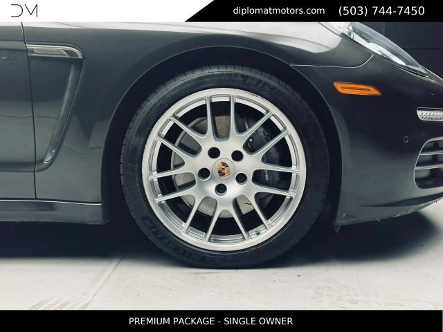 Used 2014 Porsche Panamera 4 AWD/4WD image 48