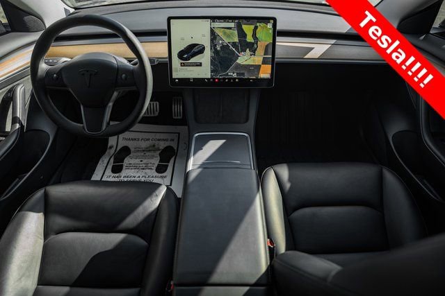 Used 2023 Tesla Model 3 Performance image 3