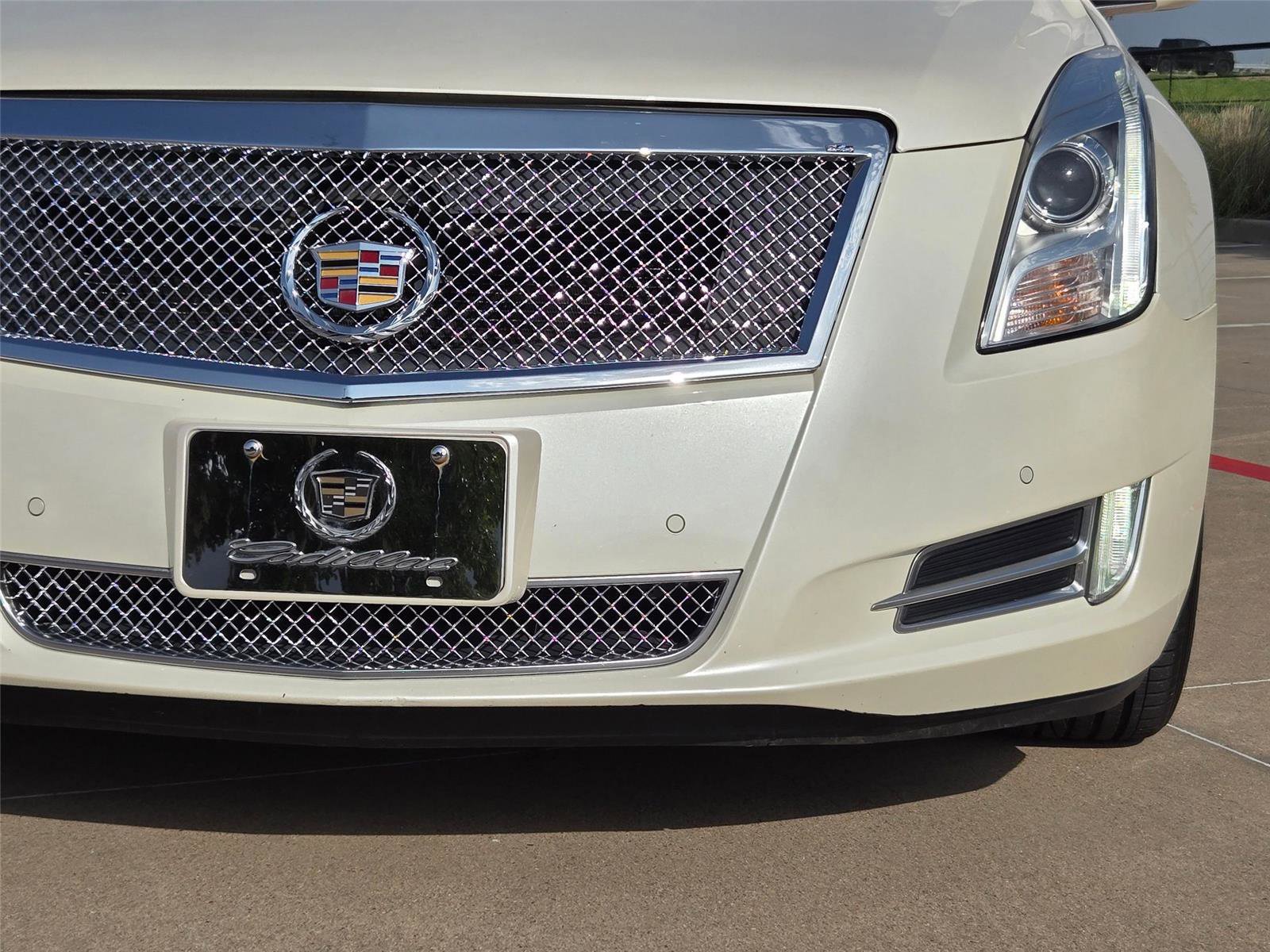 Used 2013 Cadillac XTS Premium FWD image 6