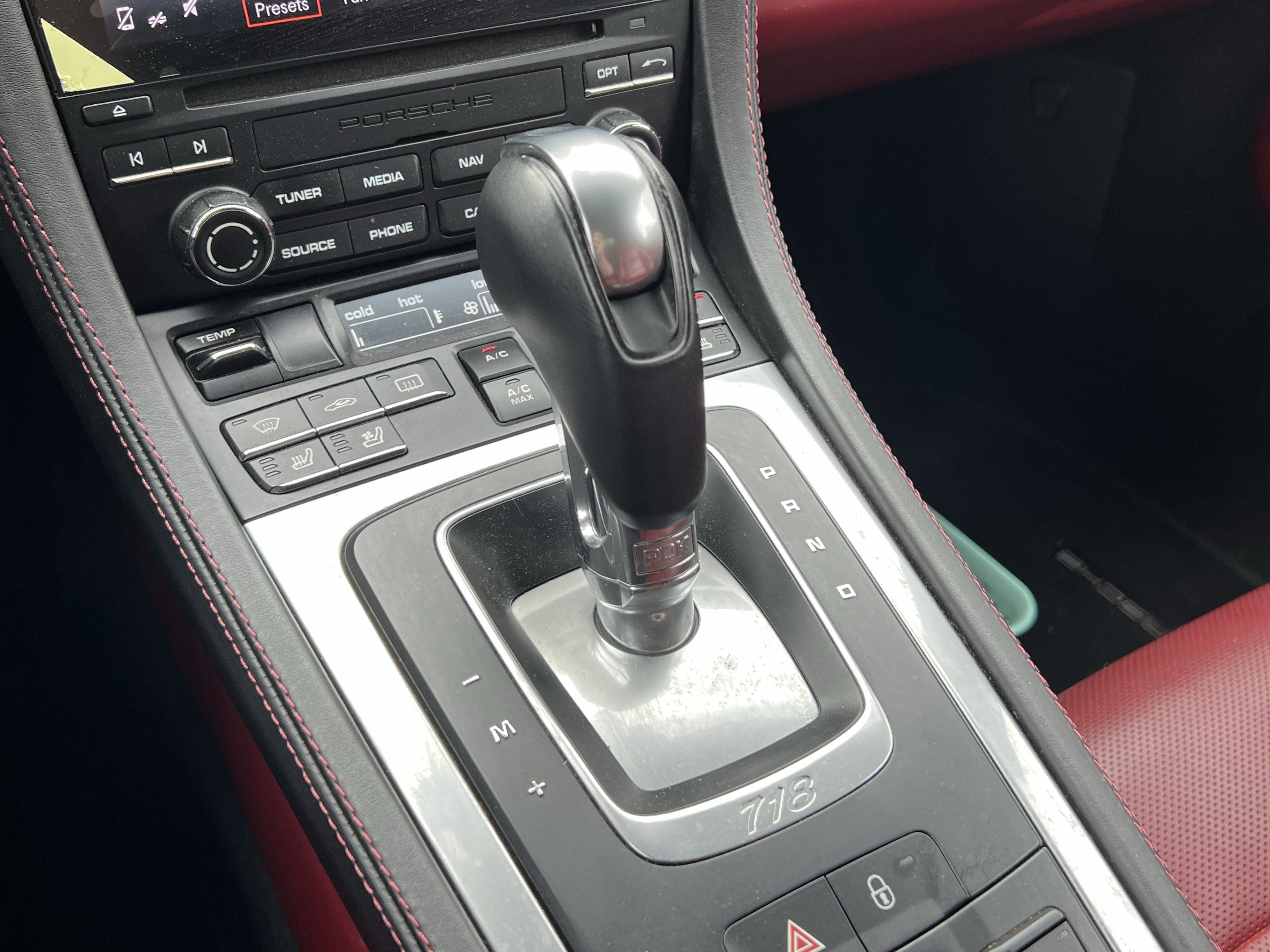 Used 2017 Porsche 718 Boxster RWD image 26
