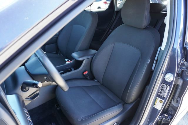 Used 2025 Hyundai Kona SEL image 13