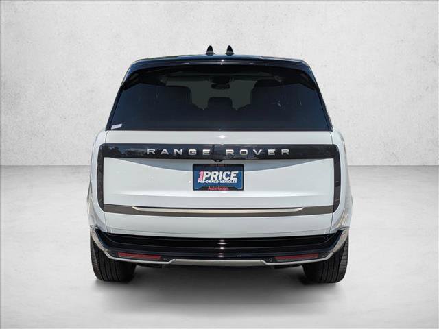 Used 2025 Land Rover Range Rover Long Wheelbase SE AWD/4WD image 6