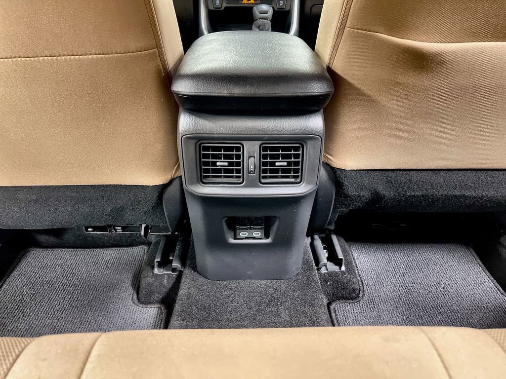 Used 2025 Toyota RAV4 XLE image 21