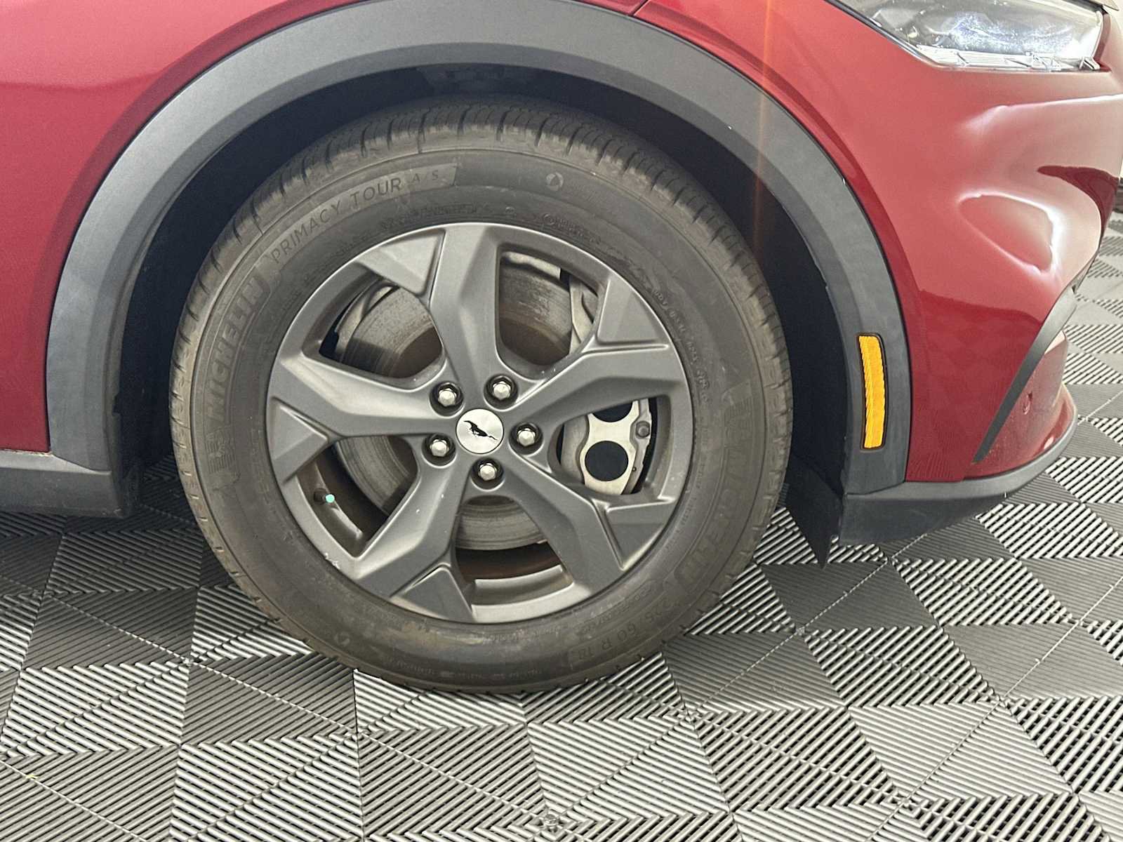 Used 2021 Ford Mustang Mach-E Select image 13