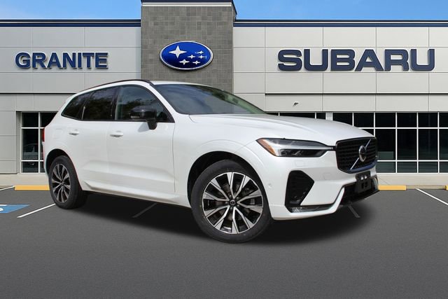 Used 2023 Volvo XC60 B5 Plus w/ Protection Package Premier image 2