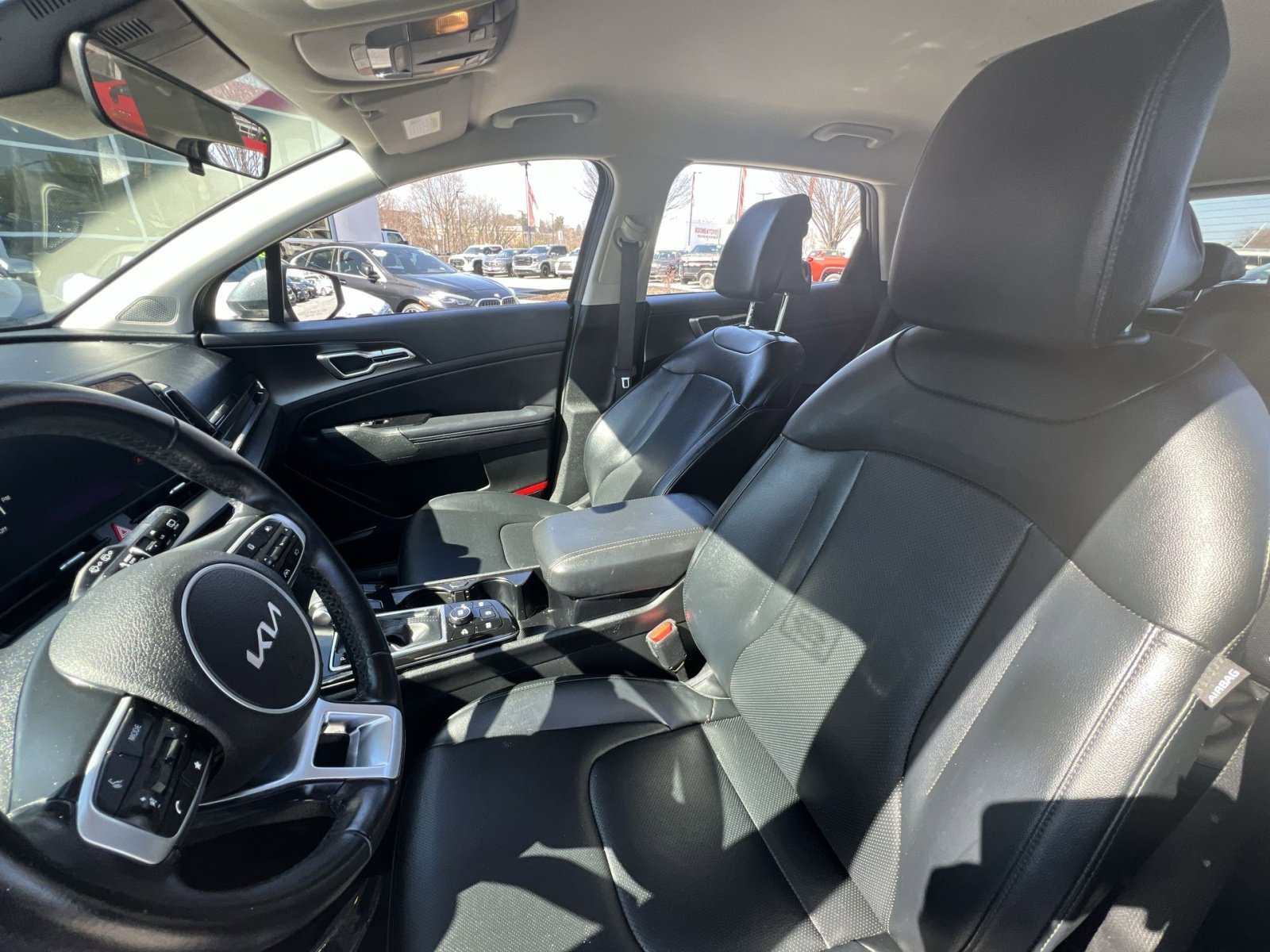 Used 2023 Kia Sportage EX image 13