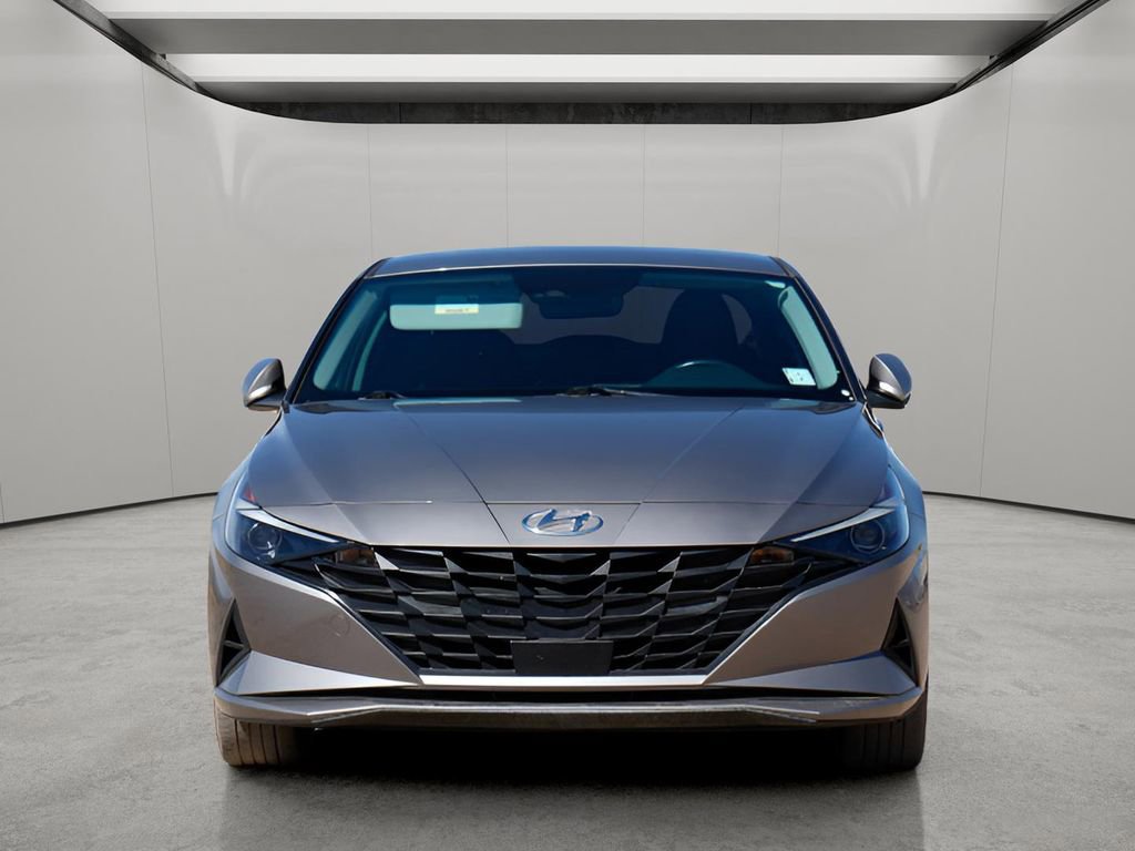 Used 2023 Hyundai Elantra SEL w/ Convenience Package image 7