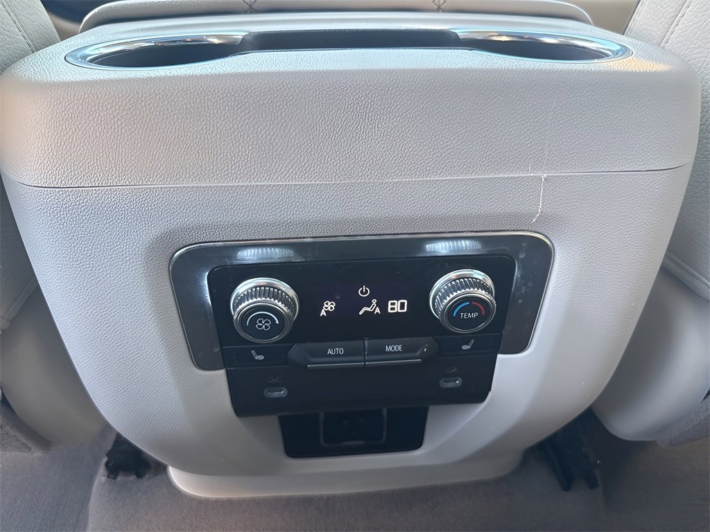 Used 2022 GMC Yukon Denali image 15