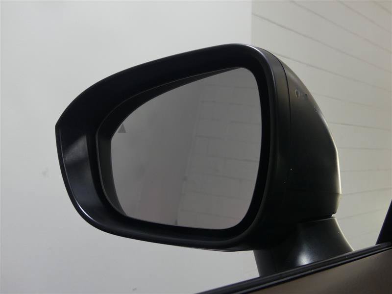 Used 2023 Nissan Rogue S FWD image 14