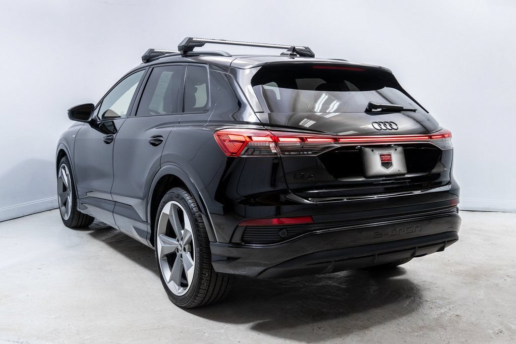 Used 2025 Audi Q4 e-tron Premium Plus w/ Premium Plus AWD/4WD image 3