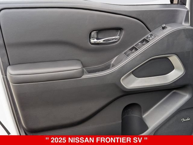 New 2025 Nissan Frontier SV w/ SV Convenience Package AWD/4WD image 10