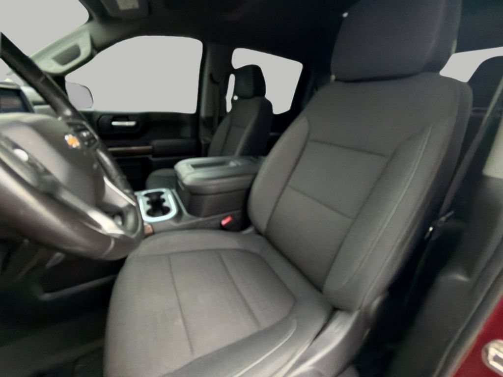Used 2021 Chevrolet Silverado 1500 LT AWD/4WD image 16